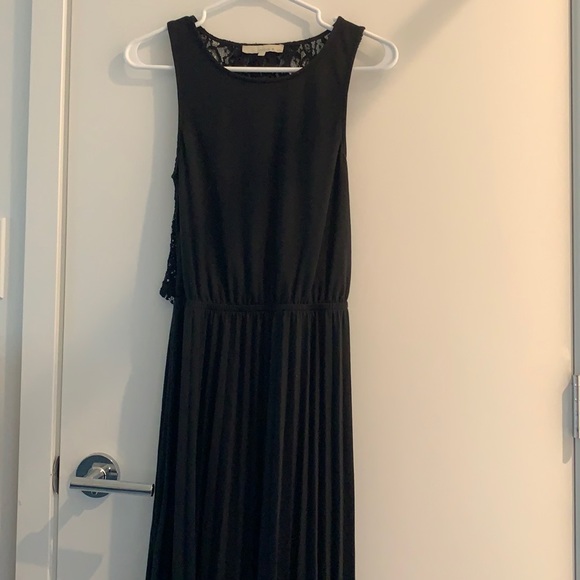 Monk and Lou Black Dress - Picture 1 of 4